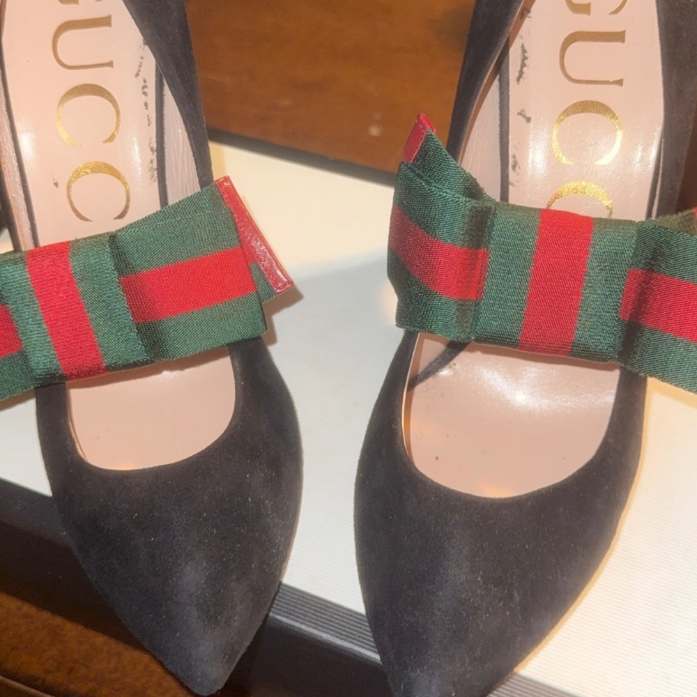 Gucci heels - image 1